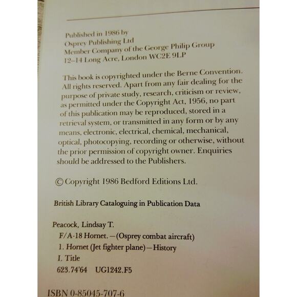 F/A-18 Hornet Osprey Combat Aircraft Series by Lindsay Peacock 1986‎ #2 PB - Picture 8 of 9